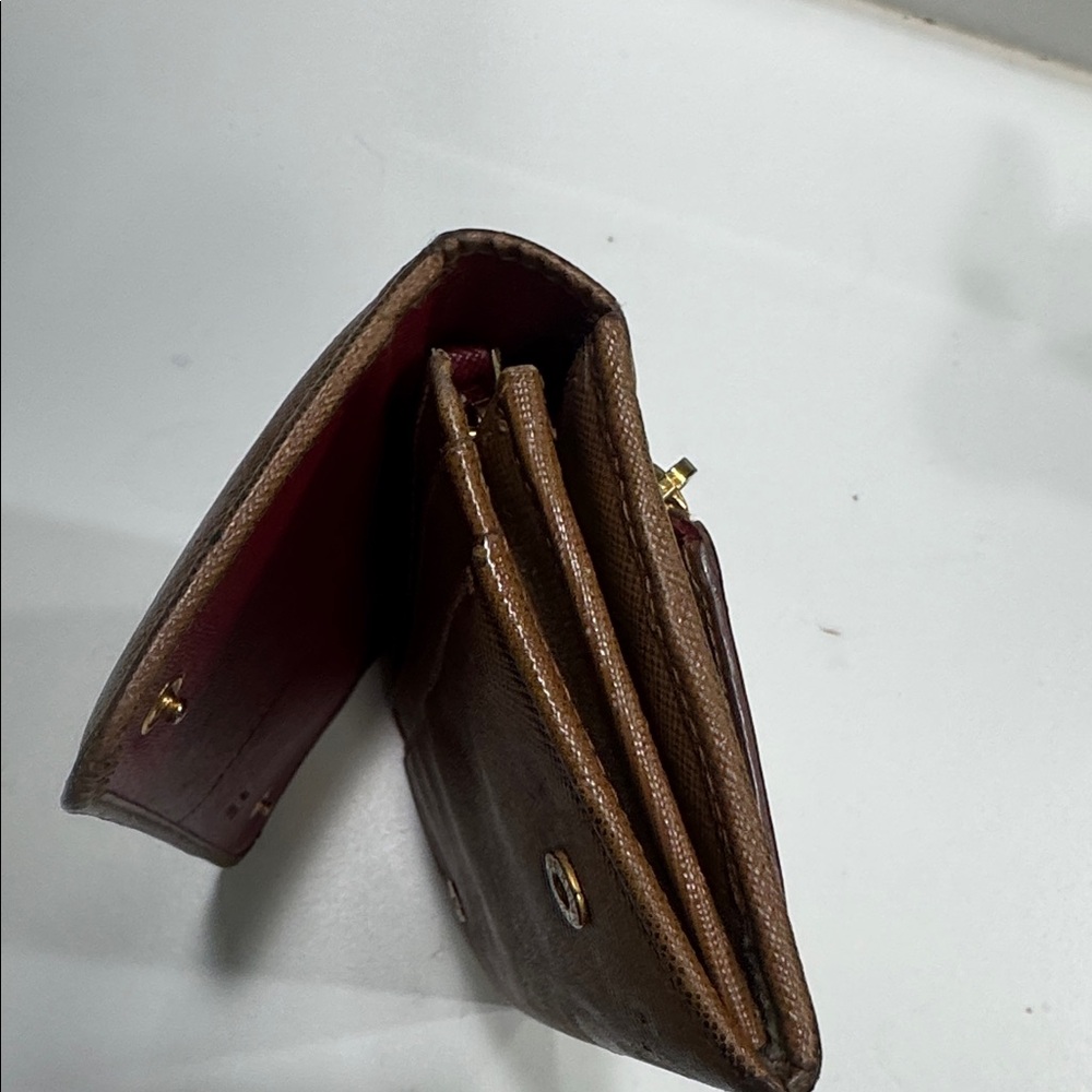 Prada Tan Leather wallet - Picture 8 of 11